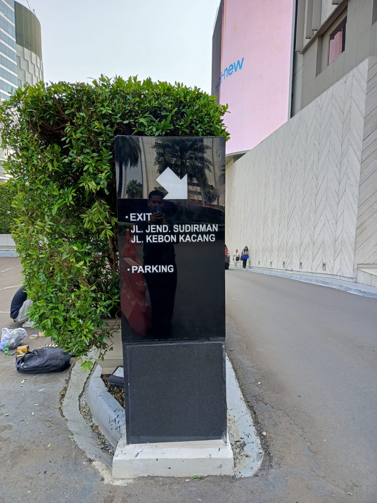 Totem Signage